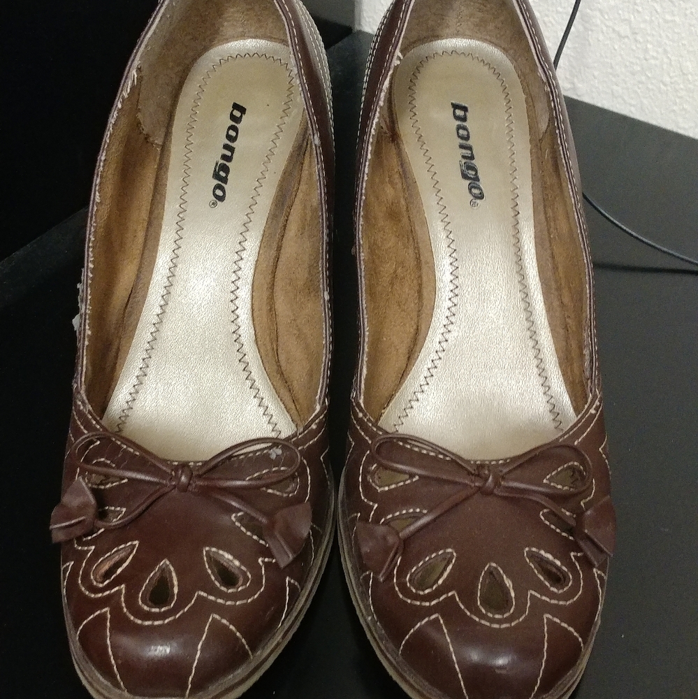 Bongo heels